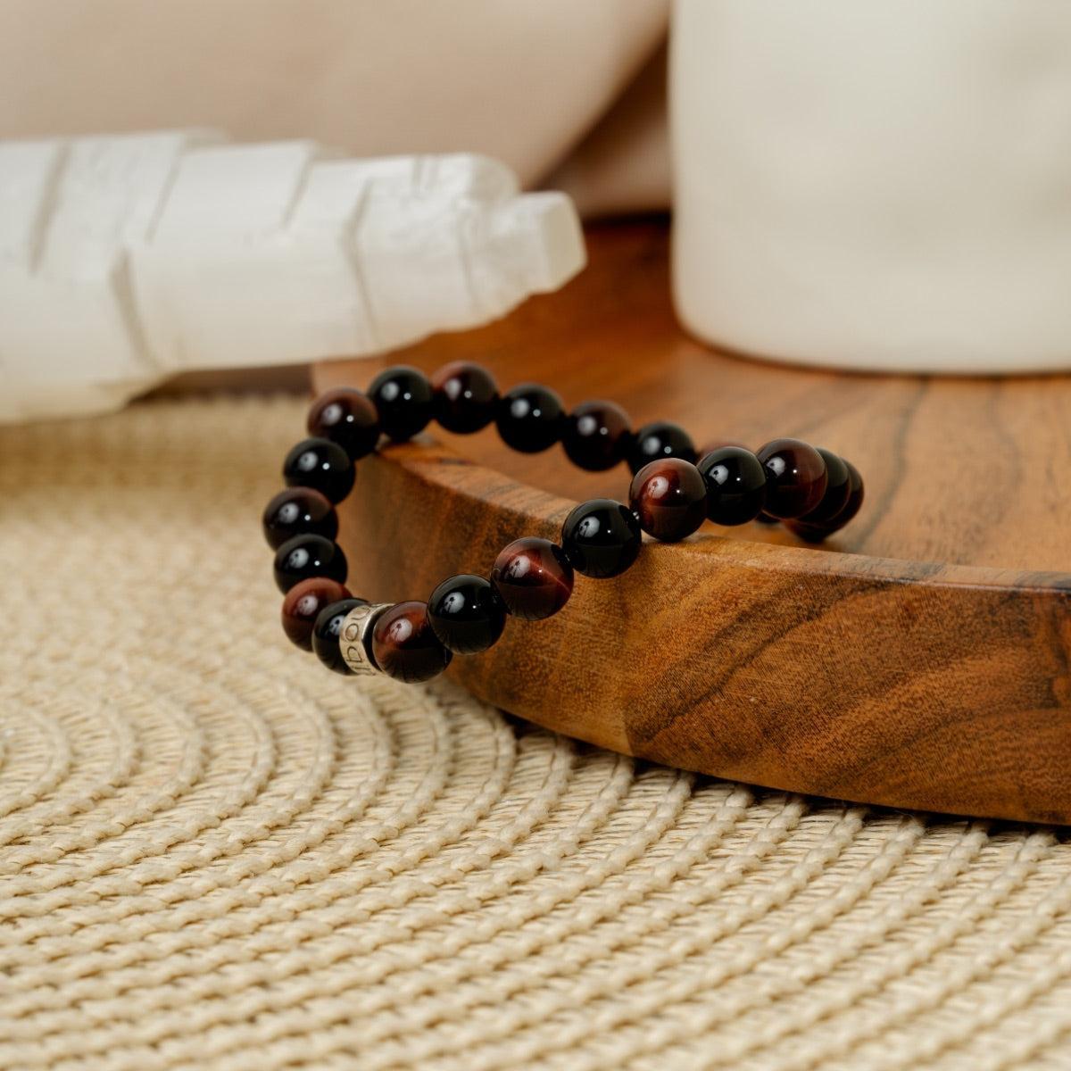 Bracelet « Force & Puissance » en Oeil de Tigre Rouge et Onyx Noir