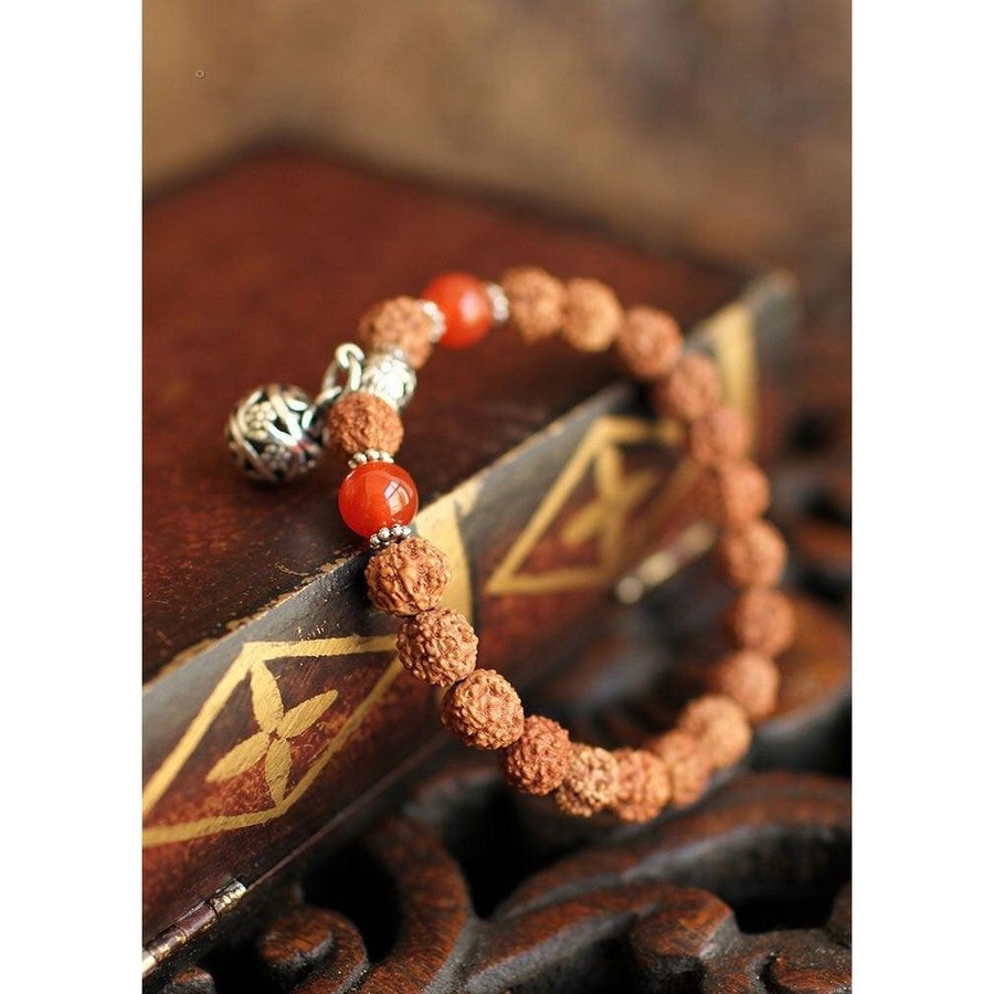 Bracelet tibétain à breloques en Onyx rouge et perles de Rudraksha