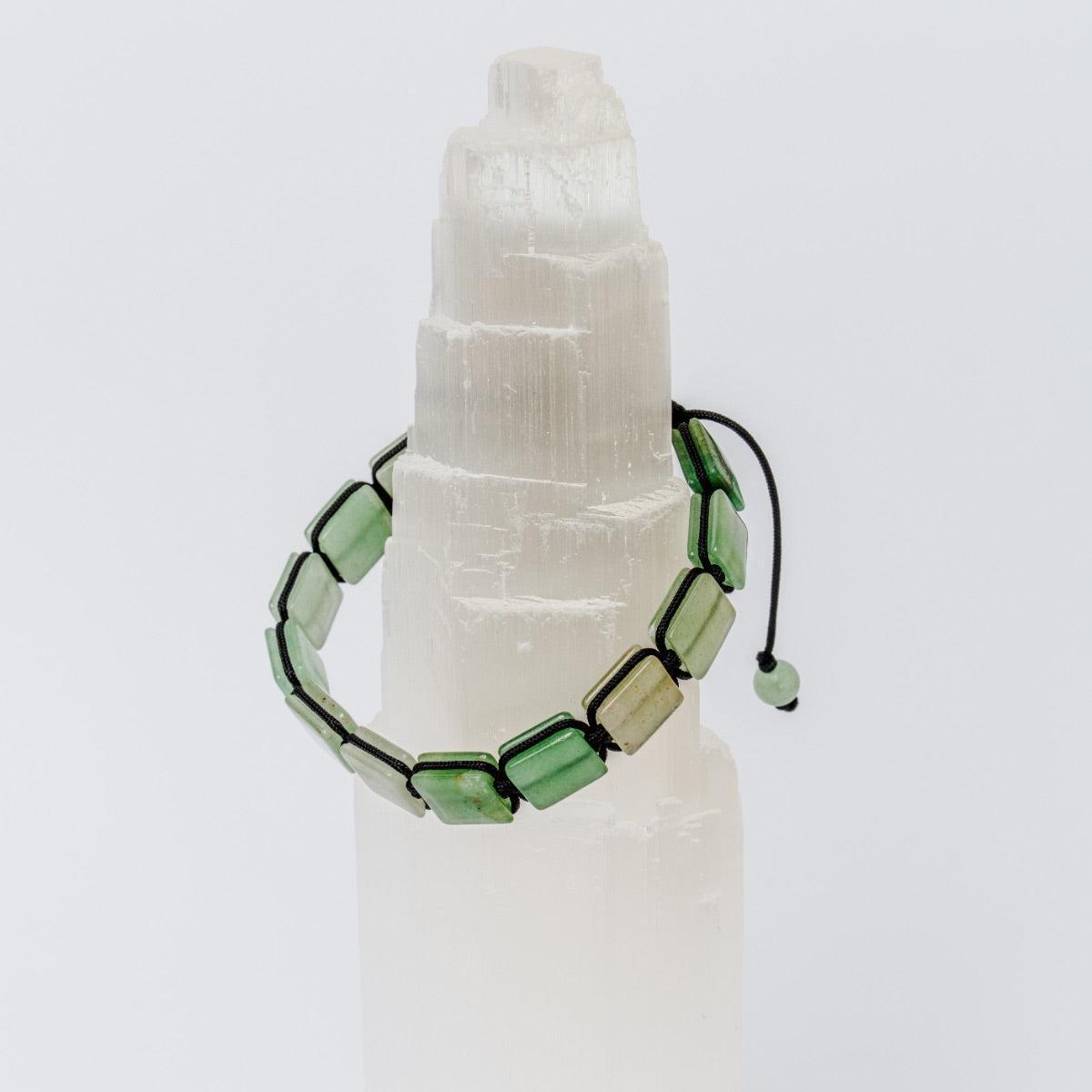Bracelet type Shamballa en pierres d'Aventurine carrées