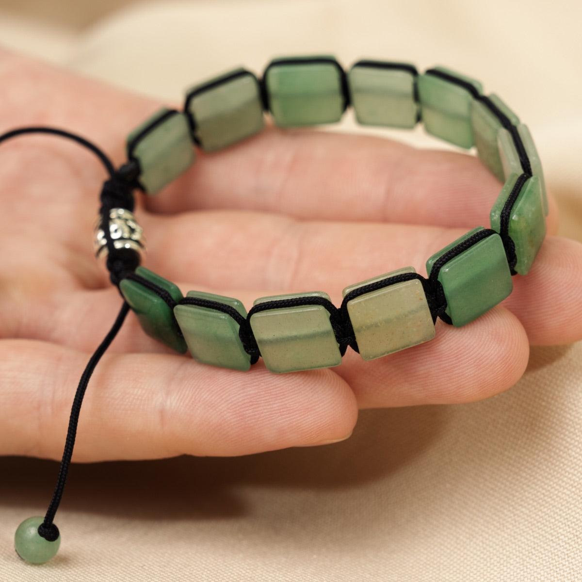 Bracelet type Shamballa en pierres d'Aventurine carrées