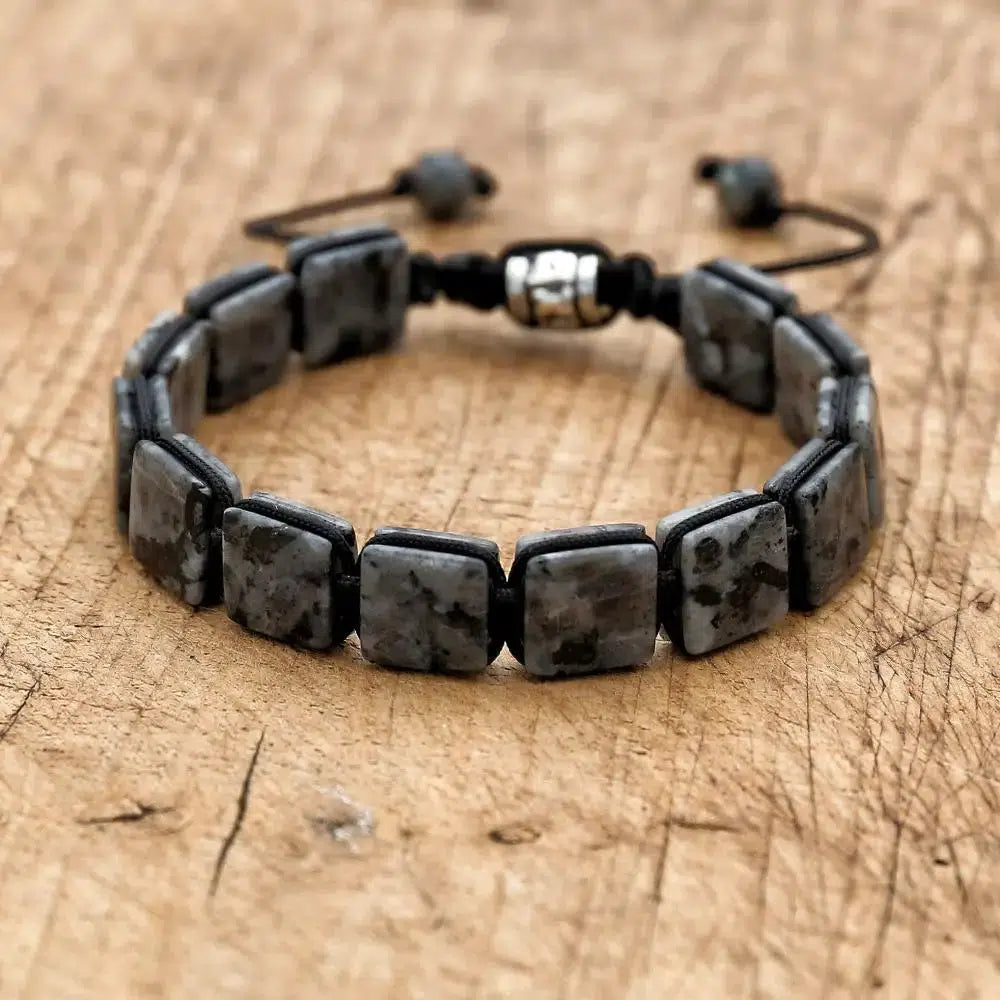 Bracelet type Shamballa en pierres de Labradorite carrées