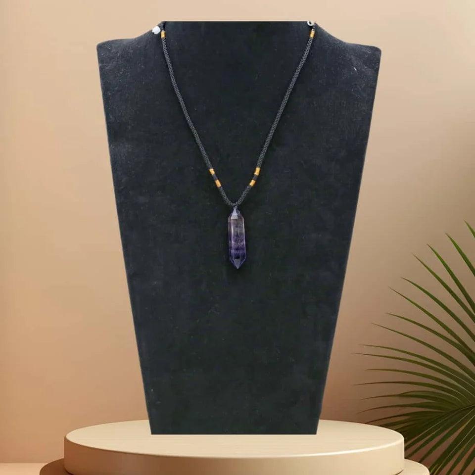 Collier avec pendentif en Fluorite mauve naturelle