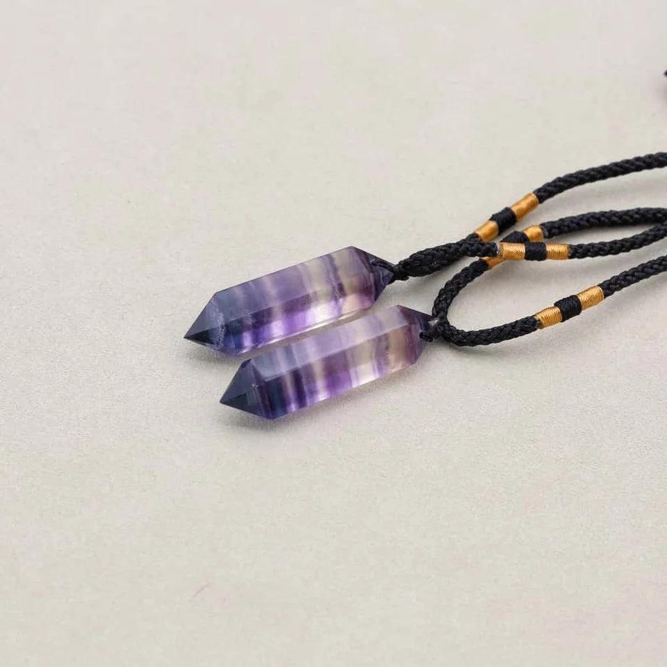 Collier avec pendentif en Fluorite mauve naturelle