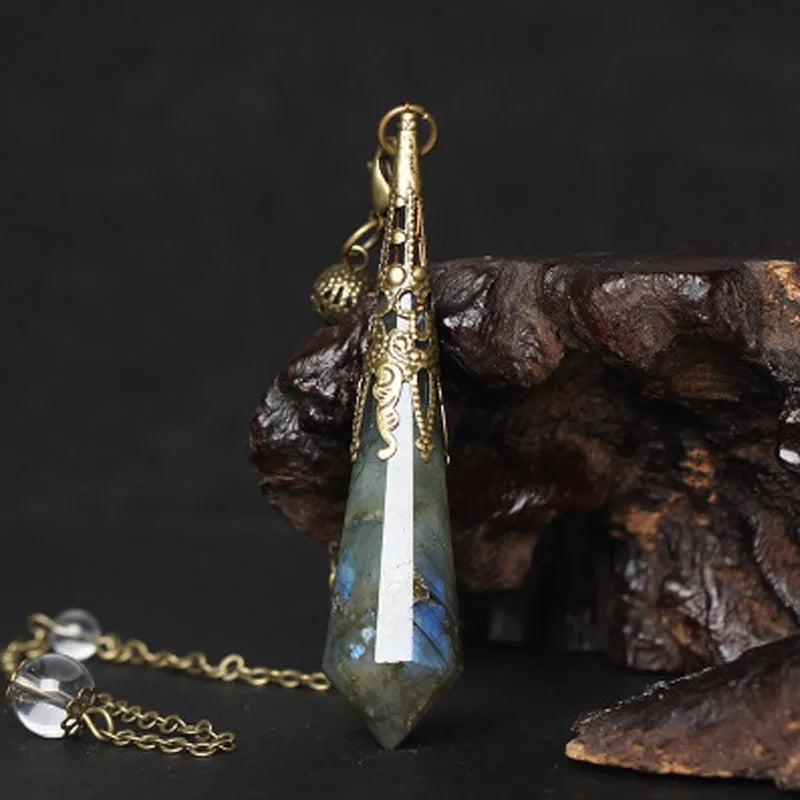 Pendule de radiesthésie en Labradorite naturelle