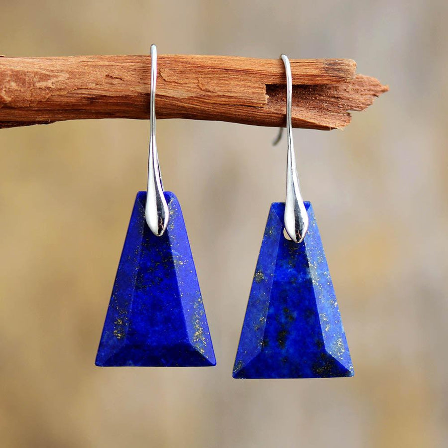 Boucles d’oreilles pendantes forme trapèze facettée en Lapis Lazuli