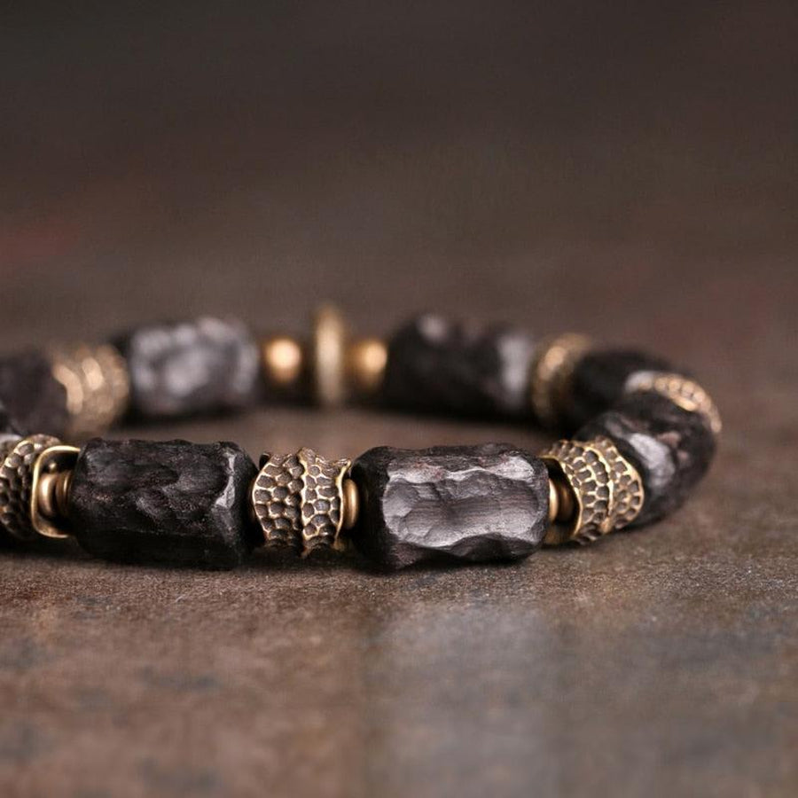 Bracelet en bois d’ébène et cuivre martelé