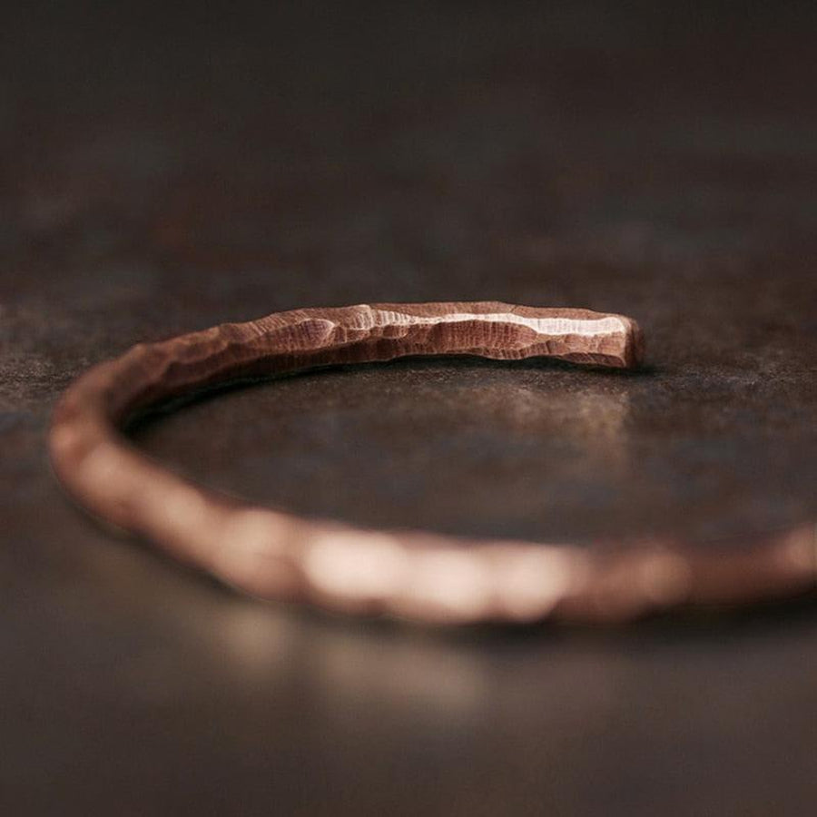 Bracelet jonc en cuivre martelé