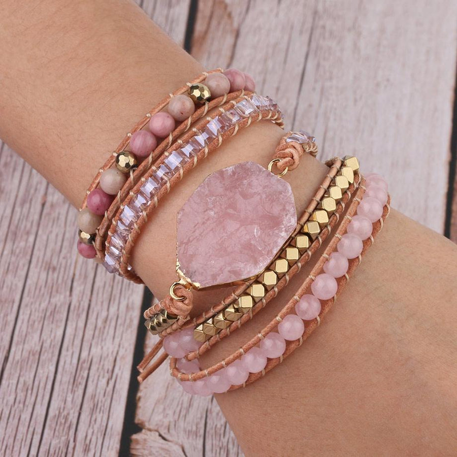 Bracelet manchette multi tours en cuir et Quartz rose