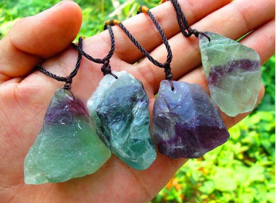Collier avec pendentif en Fluorite (ou Fluorine) verte naturelle