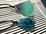 Collier avec pendentif en Fluorite (ou Fluorine) verte naturelle