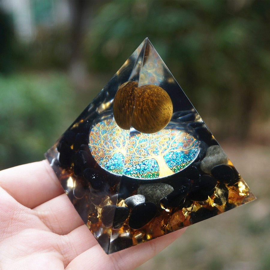 Pyramide Orgonite sphère Œil de tigre, Obsidienne et feuille d’or