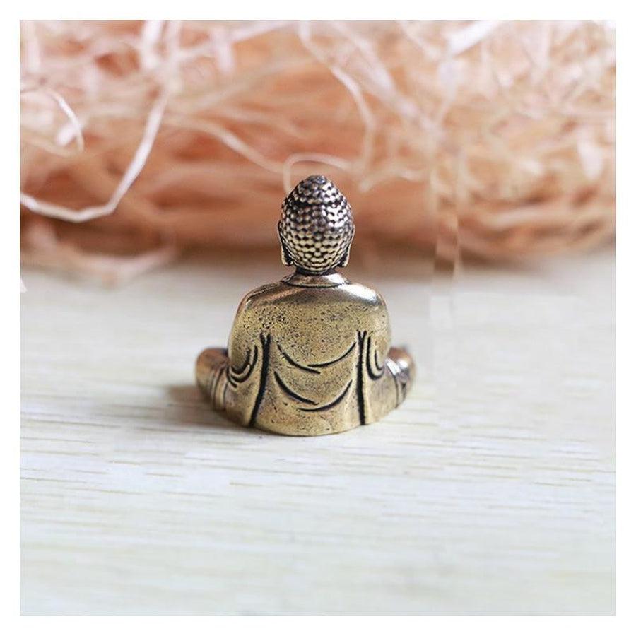 Statuette sculptée de Bouddha en laiton