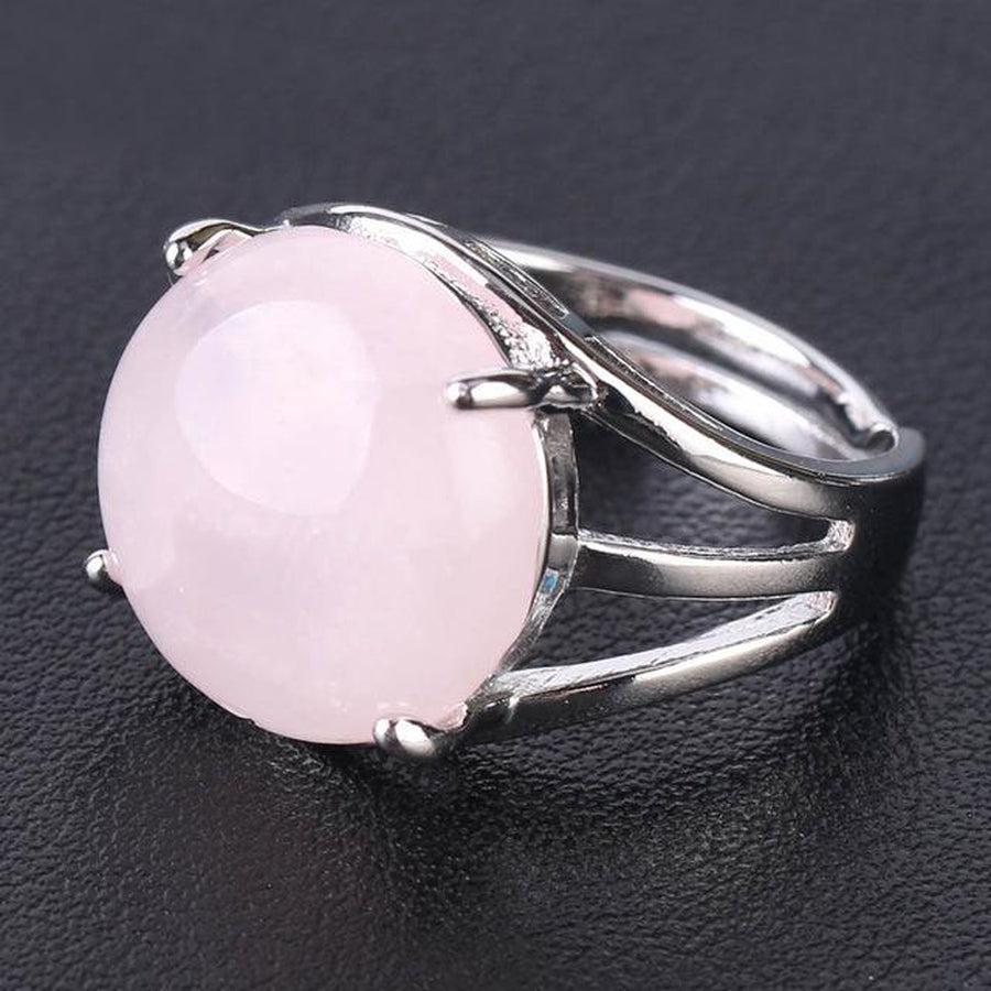 Bague cabochon en pierre sertie griffes
