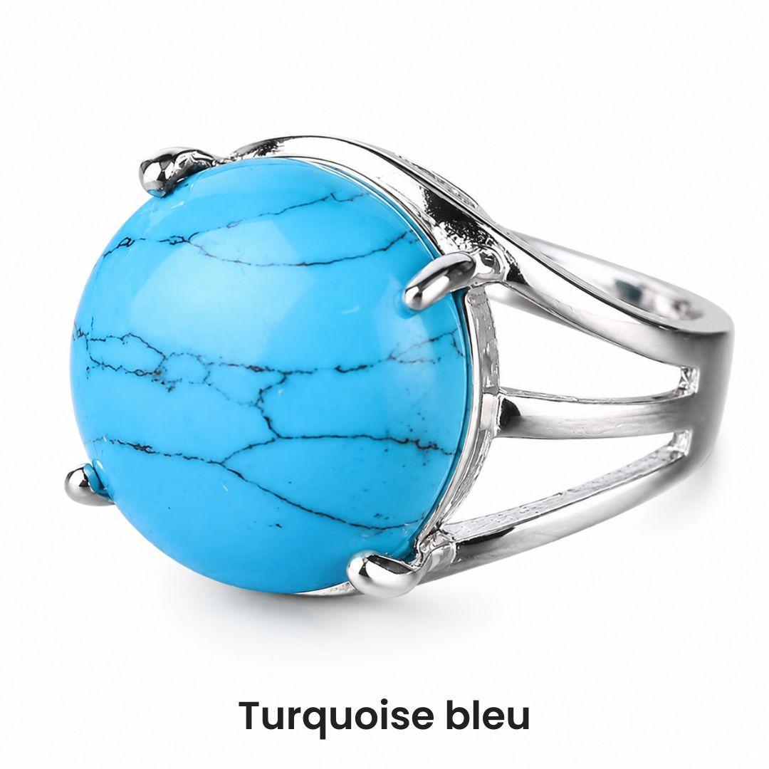 Bague cabochon en pierre sertie griffes
