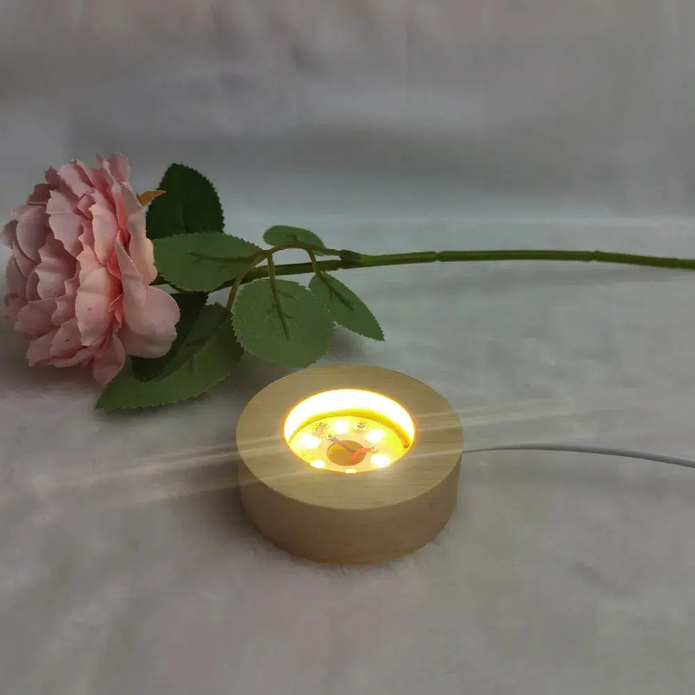 Base d'ornement lumineux à LED ronde en bois et verre en cristal avec câble USB