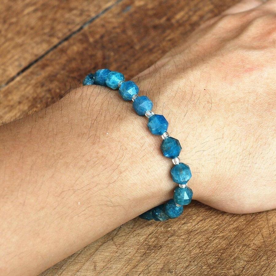Bracelet en perles d’Apatite naturelle à facettes