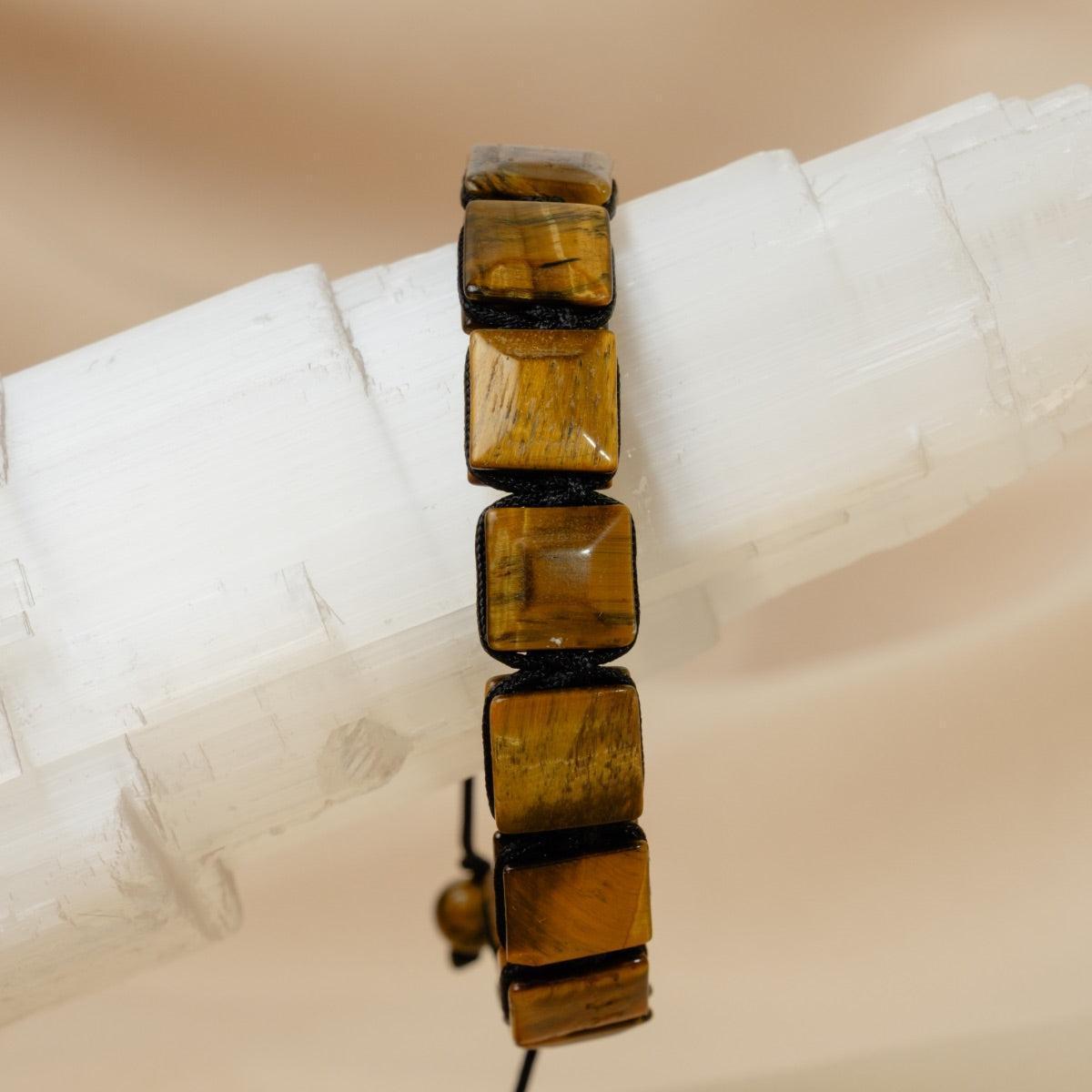 Bracelet en pierres d'Œil de tigre carrées