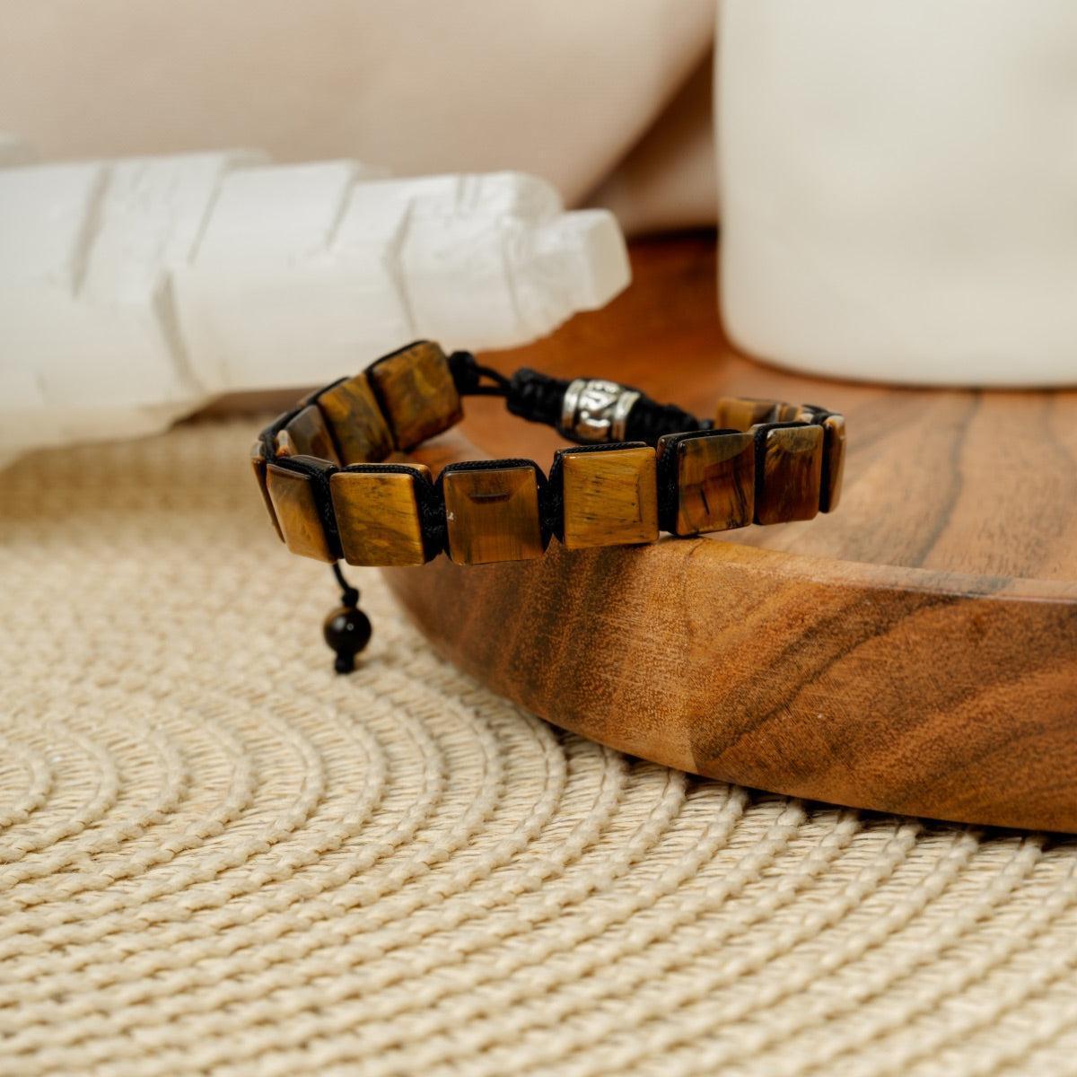 Bracelet en pierres d'Œil de tigre carrées