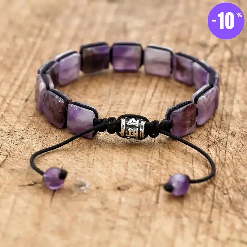 Bracelet type Shamballa en pierres d'Améthyste carrées