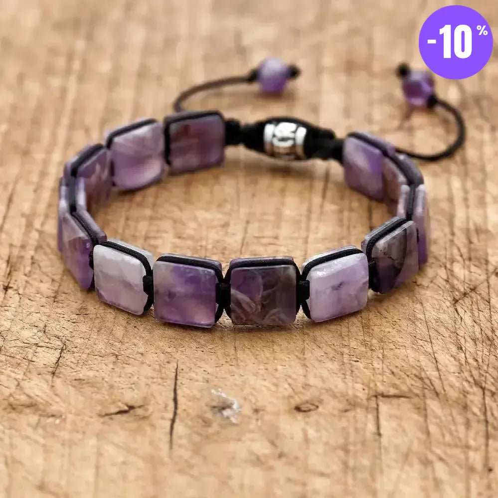 Bracelet type Shamballa en pierres d'Améthyste carrées
