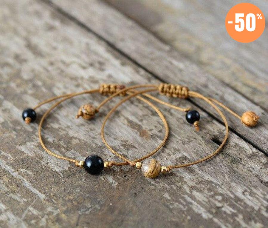 Bracelets en pierres sur cordon tressé et ciré