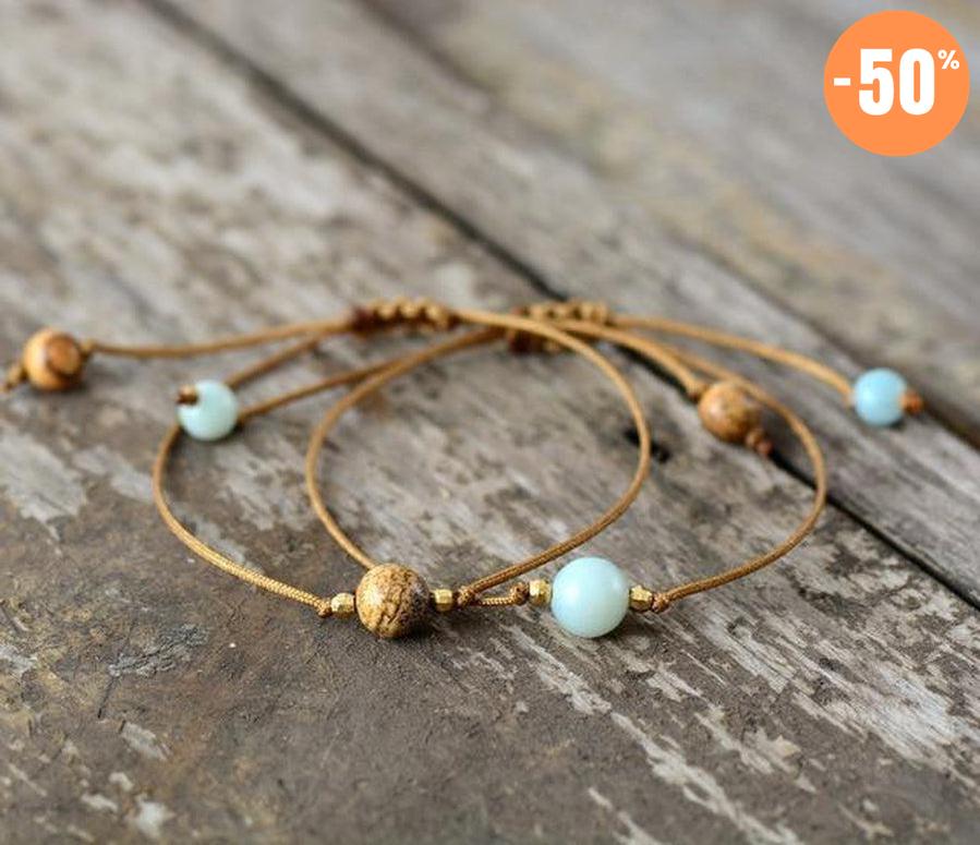 Bracelets en pierres sur cordon tressé et ciré