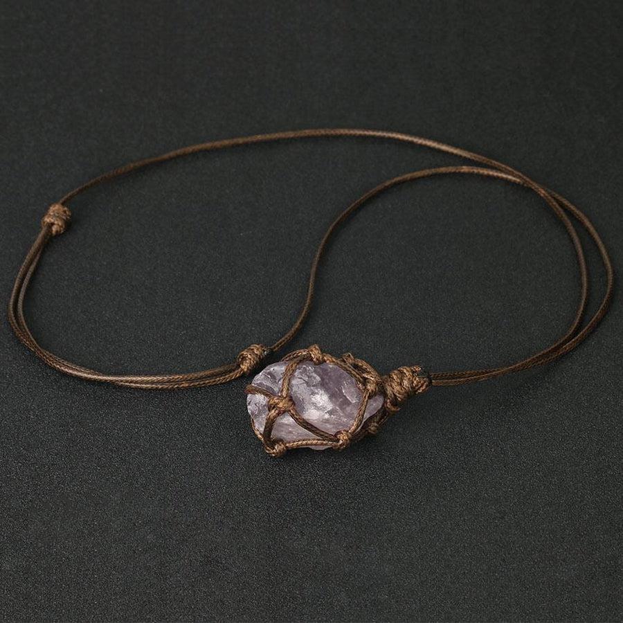 Collier pendentif en pierre irrégulière