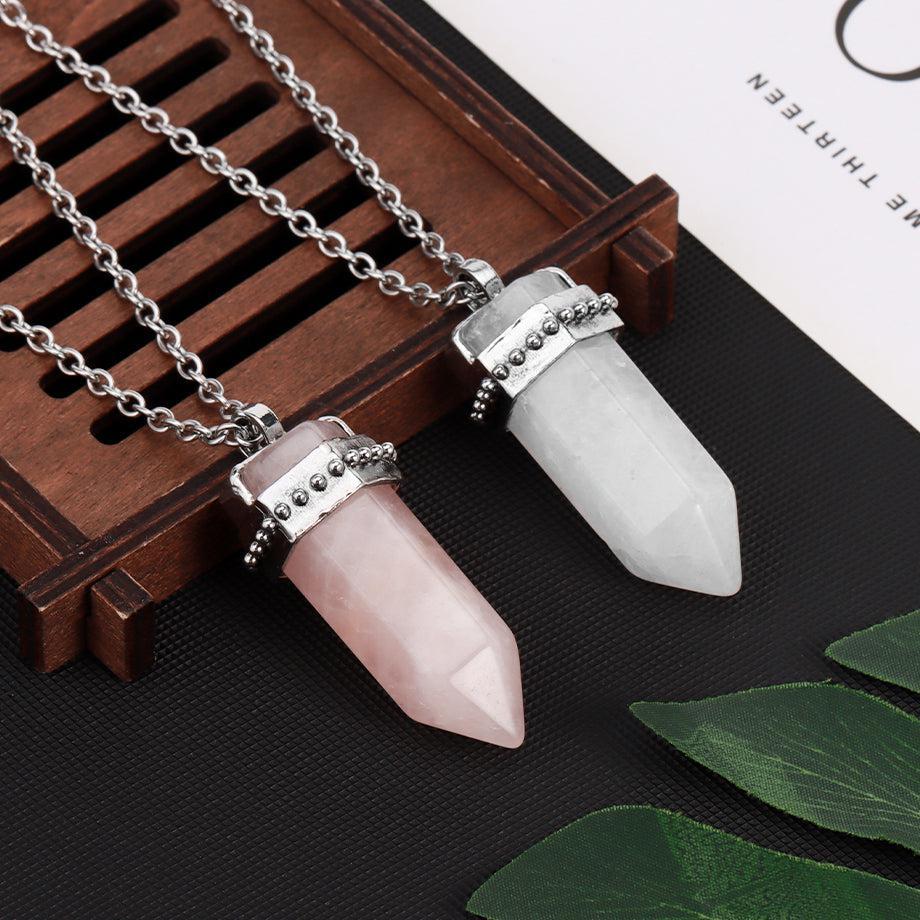 Collier pendentif hexagonal en pierre