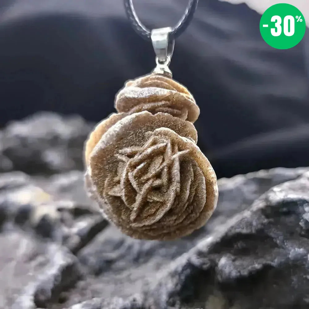 Collier Pendentif Rose du Désert