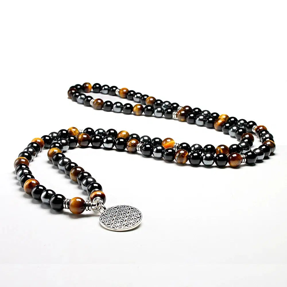 Mala «protection spirituelle»  en Oeil de tigre, Hématite et Onyx Noir