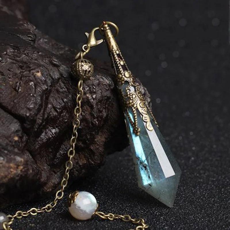 Pendule de radiesthésie en Labradorite naturelle