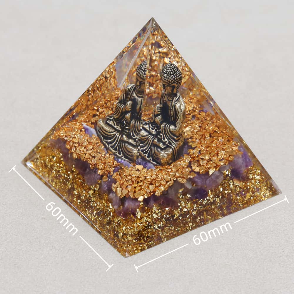 Pyramide Orgonite Bouddha de la Sagesse en Améthyste et Feuille d'or
