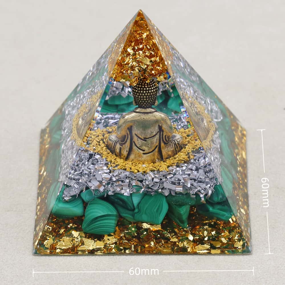 Pyramide Orgonite Bouddha de la Sagesse en Malachite et Feuille d'or