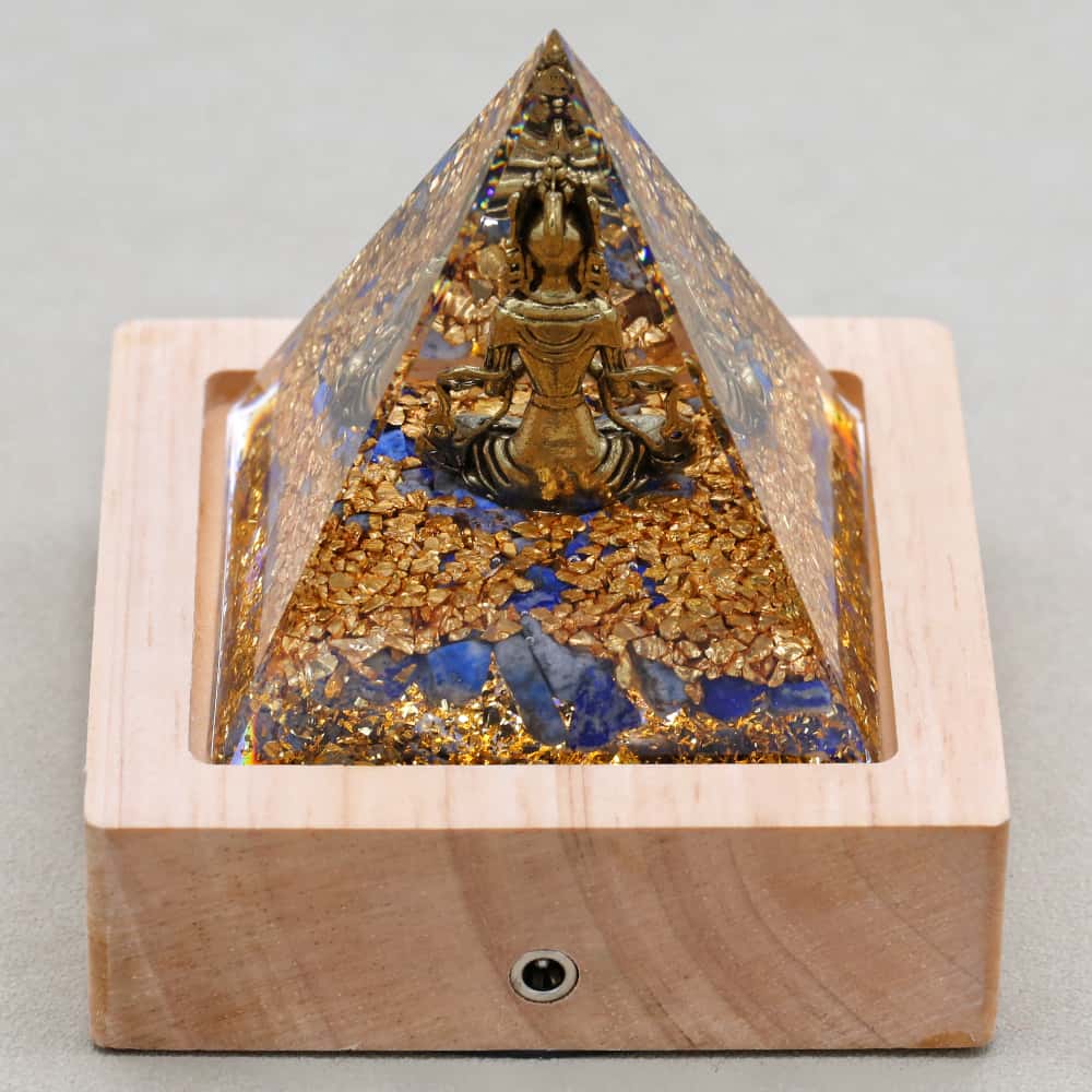Pyramide Orgonite Bouddha en Lapis Lazuli et Feuille d'or