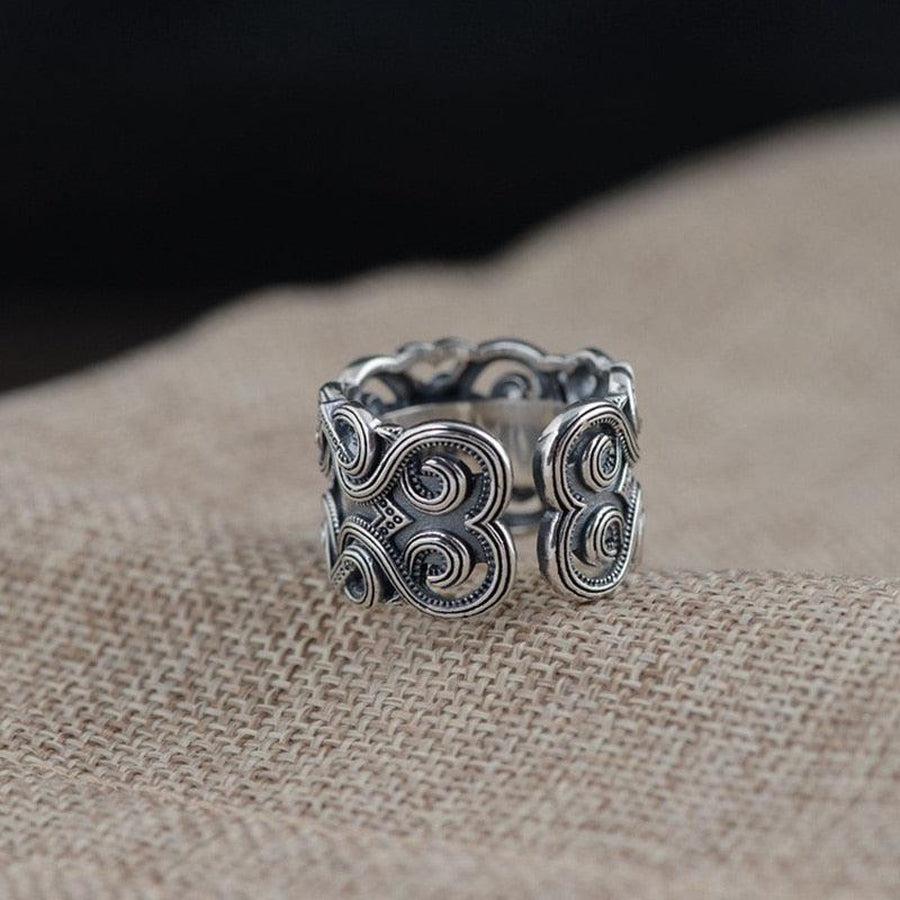 Bague rétro en argent thaïlandais avec une agate noire incrustée