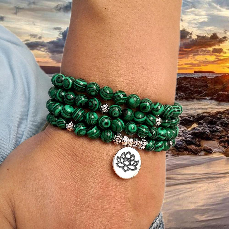 Bracelet mala tibétain en pierres de malachite