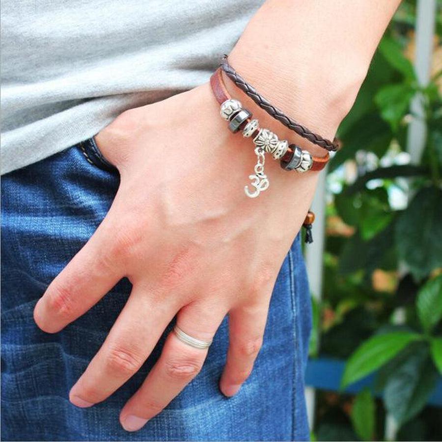 Bracelet ajustable en cuir AUM