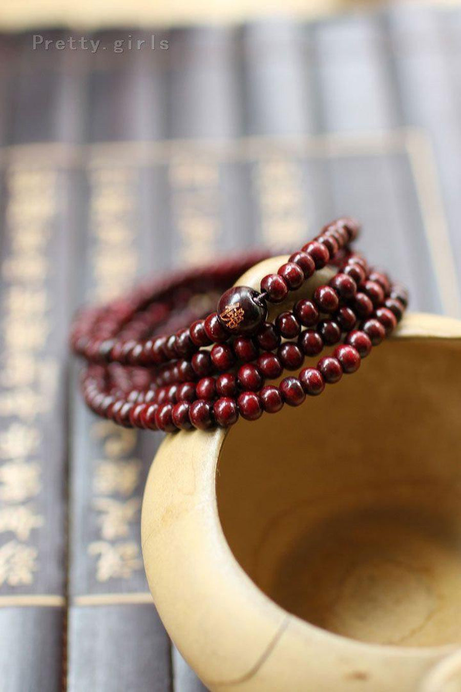 YADOCA 9 Pcs Mala Bracelet 108 Perles en Bois de Santal Naturel Collier/Bracelet Bouddhistes YADOCA 9 Pcs Mala Bracelet 108 Perles en Bois de Santal Naturel Collier/Bracelet Bouddhistes