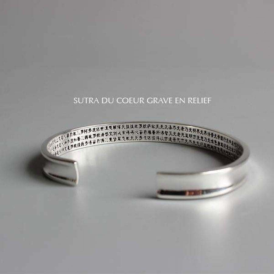Bracelet en cuivre blanc gravé avec le sutra du coeur (PrajnaParamita)