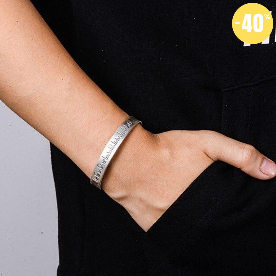 Bracelet ouvert gravé du « Om Mani Padme Hum »