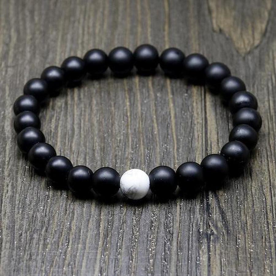 Bracelets «distance» en Onyx noir ou Howlite blanche