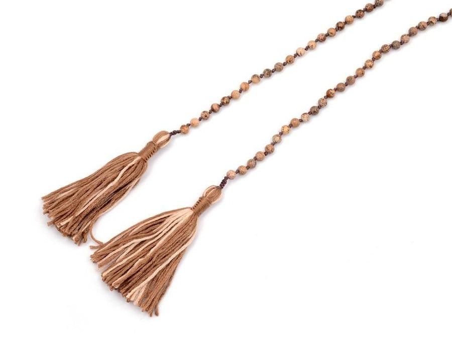 Collier bohème en perles d’Agate et pompons assortis