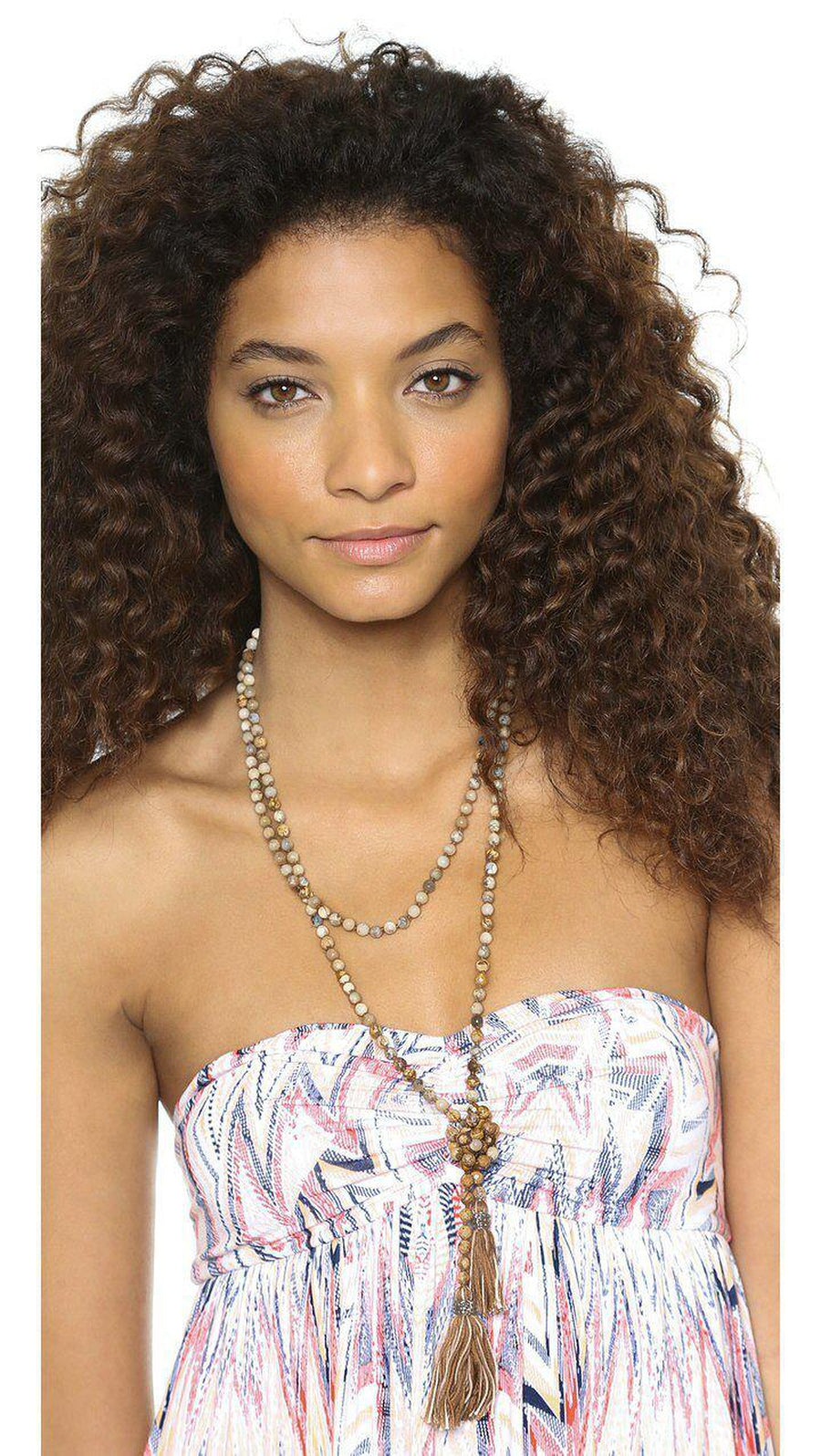 Collier bohème en perles d’Agate et pompons assortis
