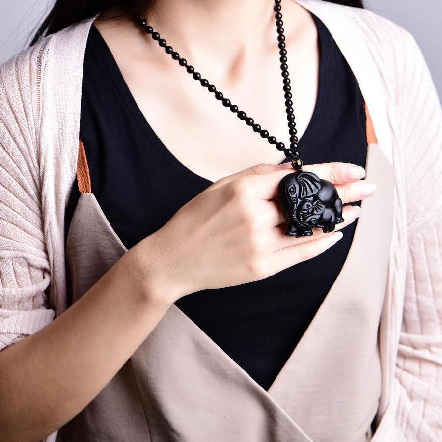 Collier pendentif éléphants en obsidienne