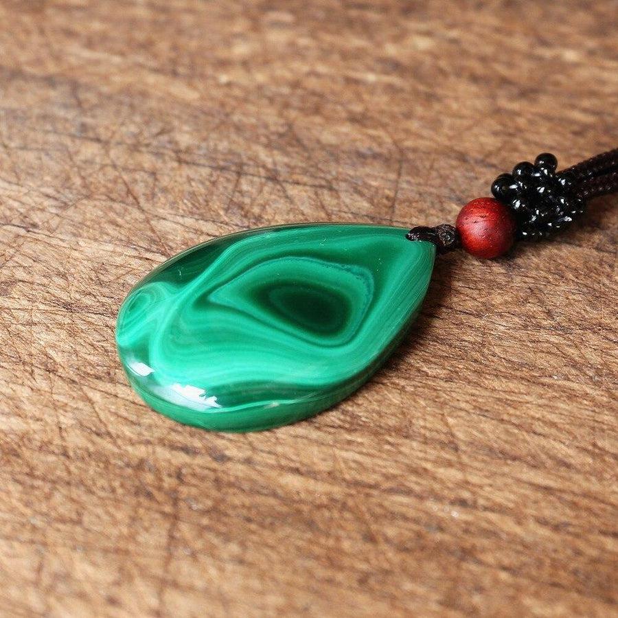 Collier pendentif forme goutte d’eau en Malachite naturelle