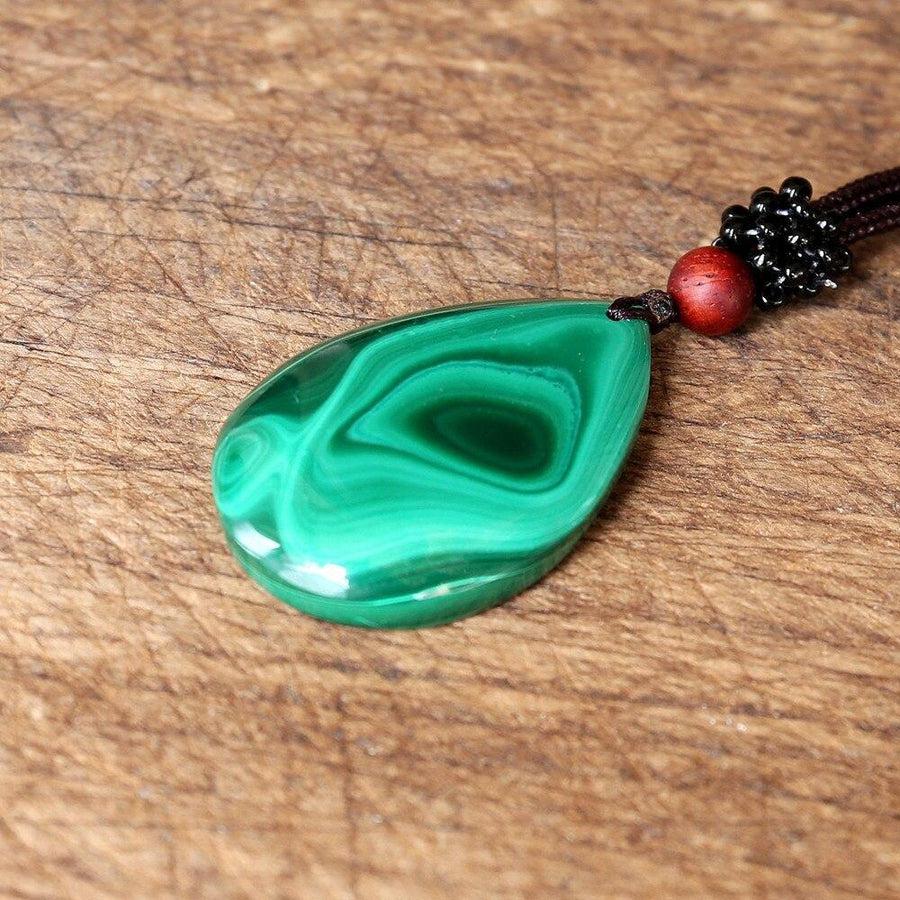 Collier pendentif forme goutte d’eau en Malachite naturelle