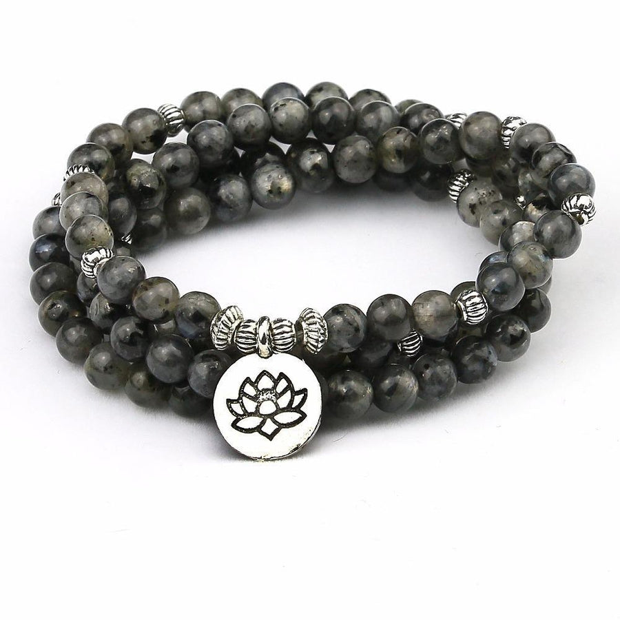 Mala de méditation en perles d'agate noire et charme « Fleur de Lotus »