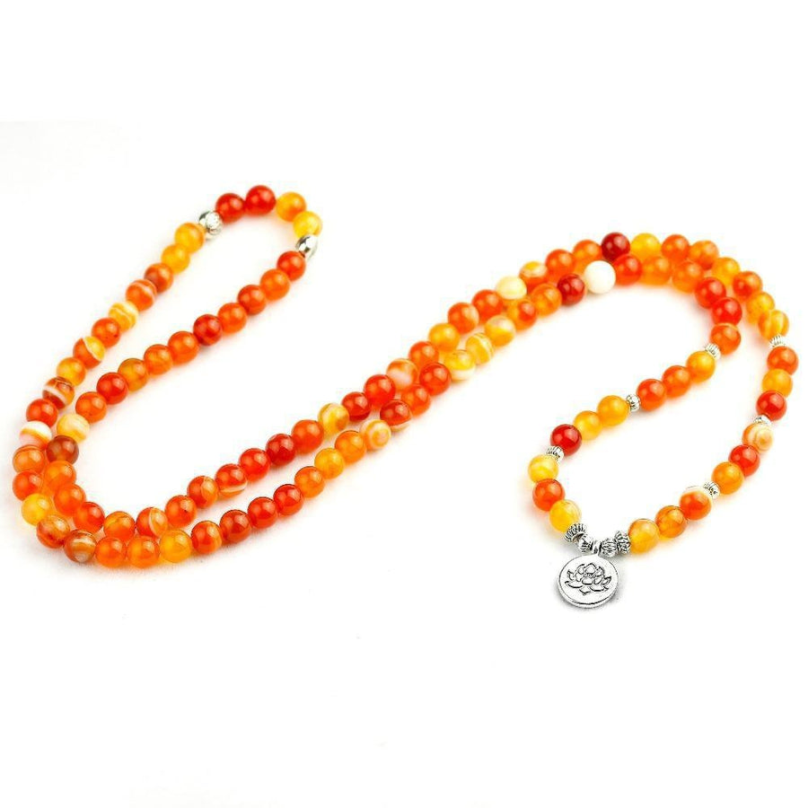 Mala en perles d’Onyx marbre orange avec charme spirituel