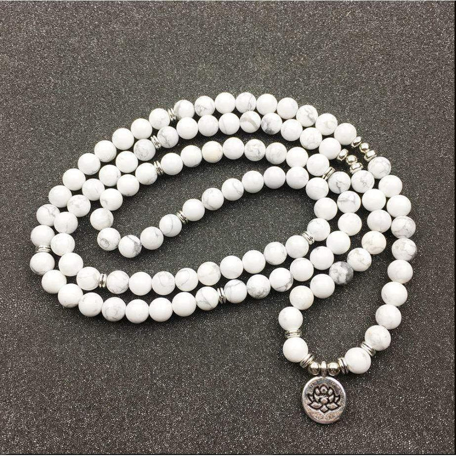 Mala en pierres de howlite