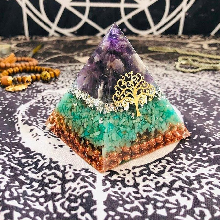 Orgonite, pyramide chakra Ajna et Arbre de vie